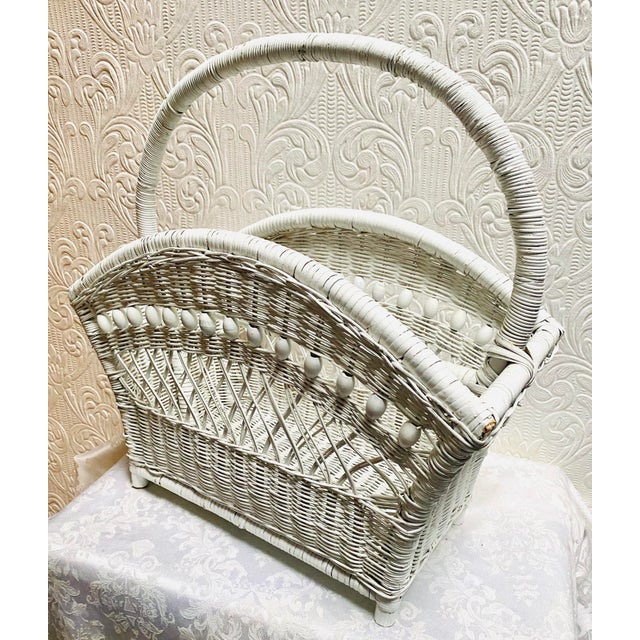 1960s Vintage Boho Beaded Wicker Fan Shaped Magazine Rack For Sale - Image 4 of 11
