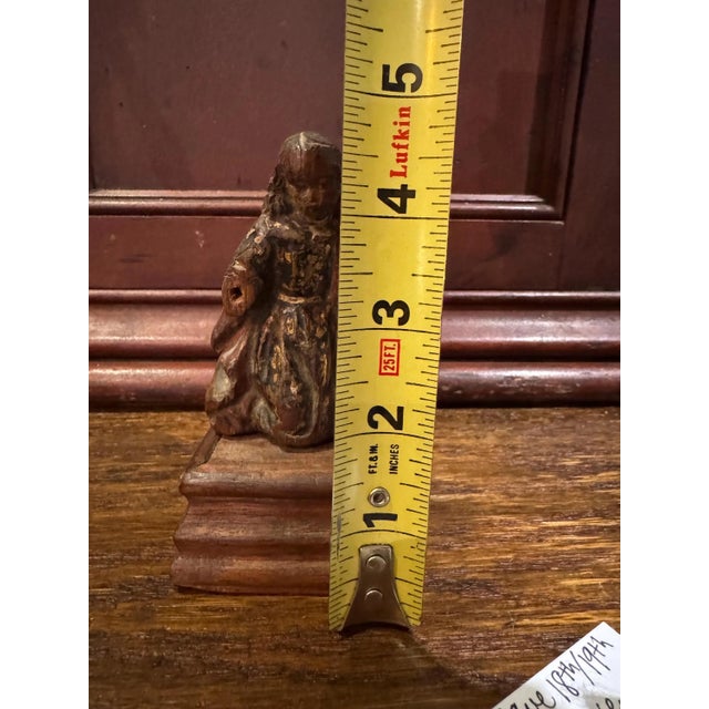 18th Century Polychromed Wooden Praying Santos Sculpture on Stand For Sale - Image 9 of 10