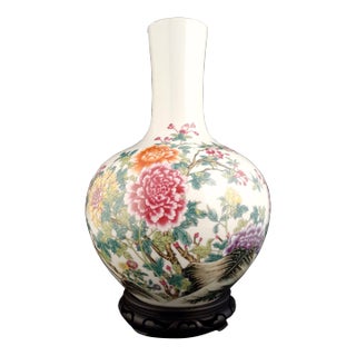 Chinese Porcelain Peony Tianqiuping For Sale