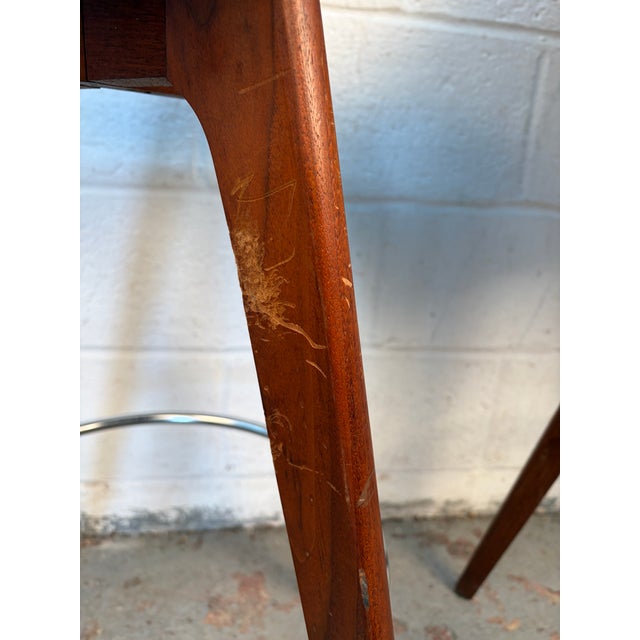 Pair of Mid-Century Modern Swivel Bar Stools, Circa 1970s For Sale - Image 15 of 15