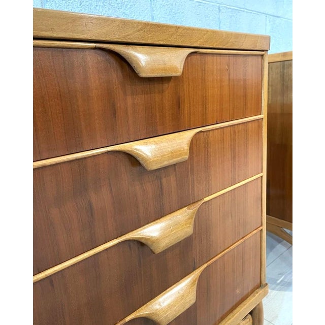 Walnut Chests of Drawers from La Permanente Mobili Cantù, 1950s, Set of 2 For Sale - Image 6 of 9