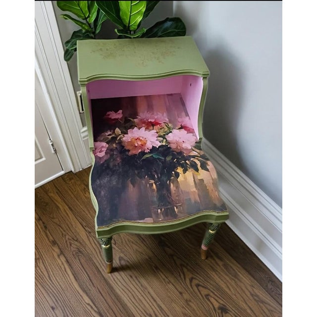 Mersman Whimsical Cottage Revival Artichoke Green & Peony Tiered Side Table For Sale - Image 4 of 12