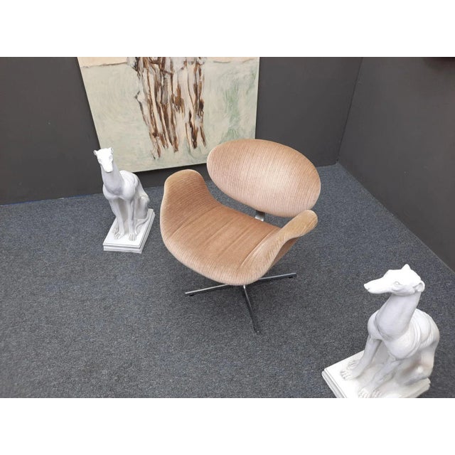 Mid-Century Modern Space Age Armchair from Artifort, 1970s For Sale - Image 3 of 14