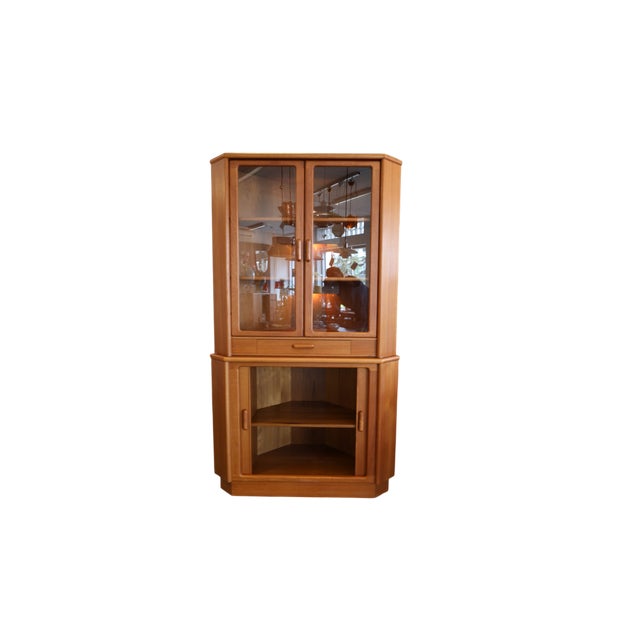 Vintage Danish Corner Cabinet in Teak from Dyrlund, 1960s For Sale - Image 15 of 16