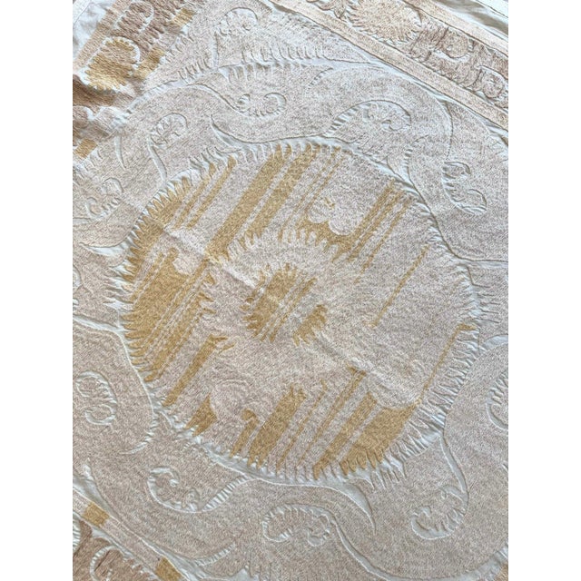 1960s Neutral Tan Central Asian Suzani Wall Hanging For Sale - Image 5 of 9