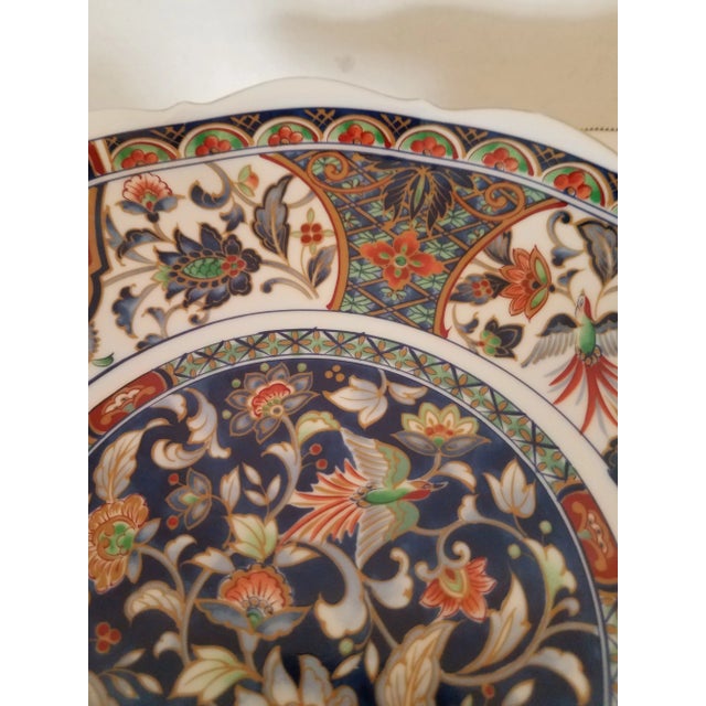 Japanese Vintage Japanese Imari Hand Painted Scalloped Shallow Decorative Bowl Marked For Sale - Image 3 of 6