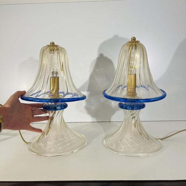 Hollywood Regency Hollywood Regency Mushroom Lamps in Gilded Sequined Murano Glass from Barovier & Toso, 1980s, Set of 2 For Sale - Image 3 of 15