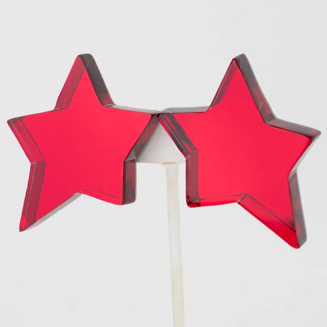 Kaso Oxblood Red Acrylic Lucite Star Clip Earrings For Sale In Atlanta - Image 6 of 8