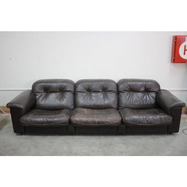 - good condition with some signs of use - height of seat 35 cm - adjustable depth from 82 - 104 cm This piece is...