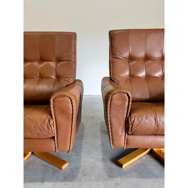 Mid-Century Modern Mid Century Caramel Leather and Beech Swivel Chairs, Baseball Glove Stitching, 2 Pieces For Sale - Image 3 of 10