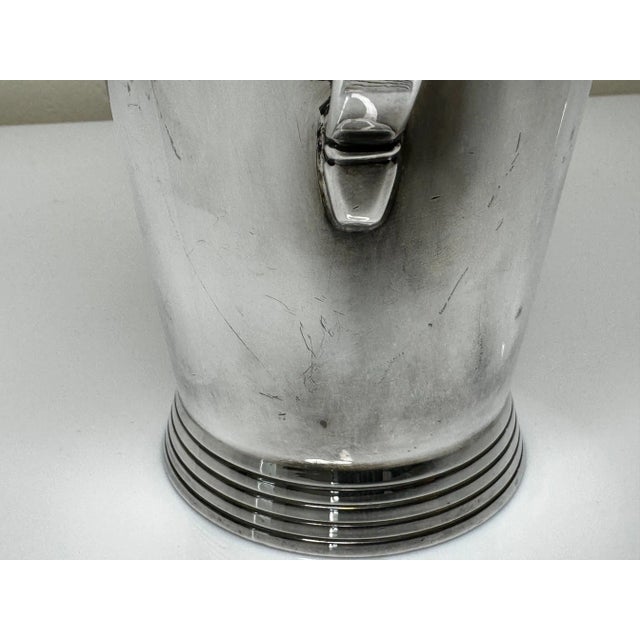 1930s English Silver Plate Mappin & Webb Art Deco Cocktail Shaker Designed by Keith Murray For Sale - Image 6 of 11