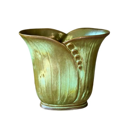 Circa 1949 Frankoma Pottery "Modelled Wheat" Vase Style 74 in Prairie Green For Sale