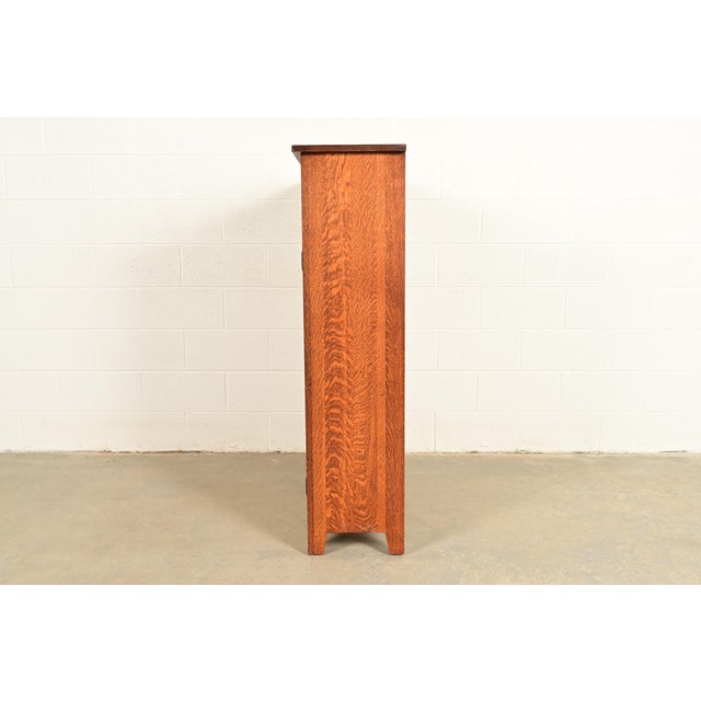 Stickley Style Mission Oak Arts & Crafts Bookcase or Bar Cabinet For Sale - Image 13 of 16
