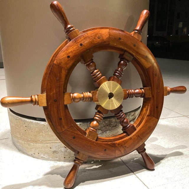 Nautical Mid 20th Century Scandinavian Solid Teak Yacht Wheel With Heavy Brass Hub For Sale - Image 3 of 13
