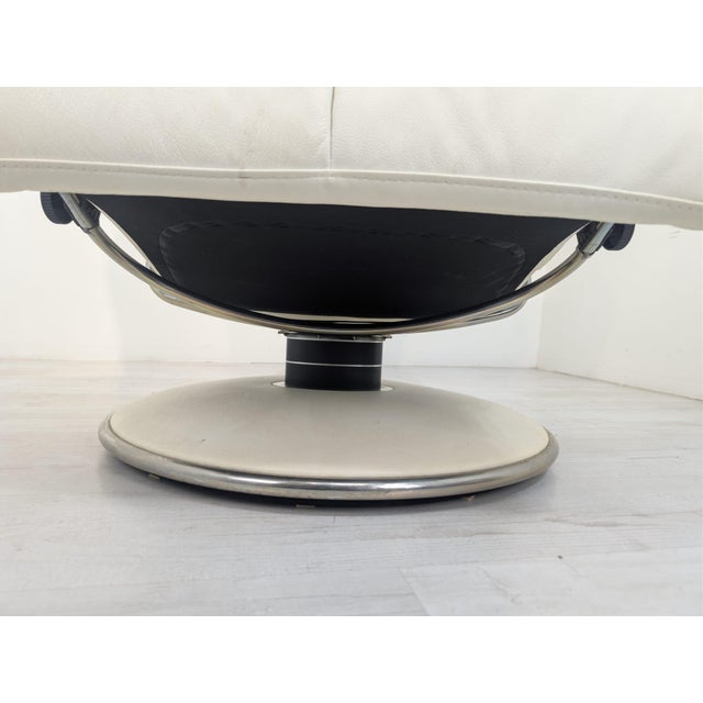 Norwegian Recliner from Ekornes Stressless For Sale - Image 12 of 18