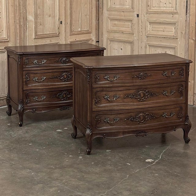 Early 20th Century Pair Antique French Louis XV Walnut Commodes ~ Chests of Drawers For Sale - Image 5 of 17
