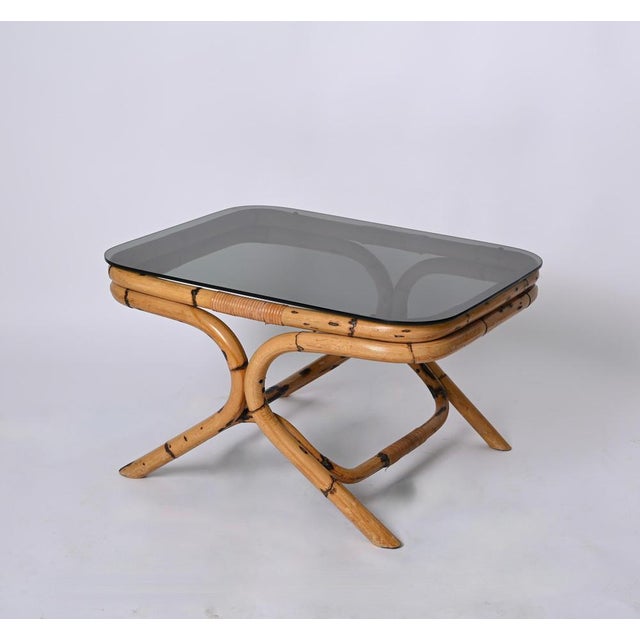 1960s Bamboo and Rattan Coffee Table with Smoked Glass Top by Vivai del Sud, Italy, 1960s For Sale - Image 5 of 16