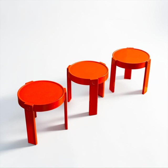 Plastic Orange Plastic Nesting Tables by Prisunic, Holland, 1970s, Set of 3 For Sale - Image 7 of 13