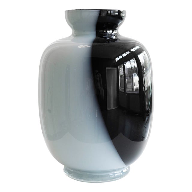 Black-and-White Vase, 1980s For Sale