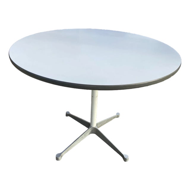 Charles & Ray Eames for Herman Miller Mid Century Modern Round Table For Sale