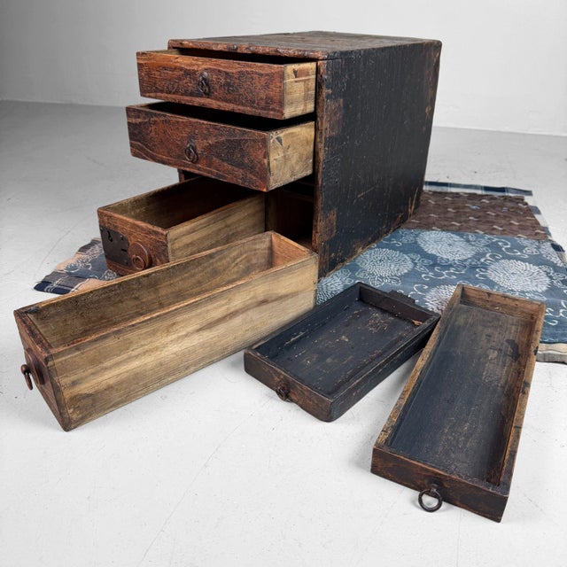 Small Japanese Calligraphy Drawer Chest, 1900s For Sale - Image 4 of 16