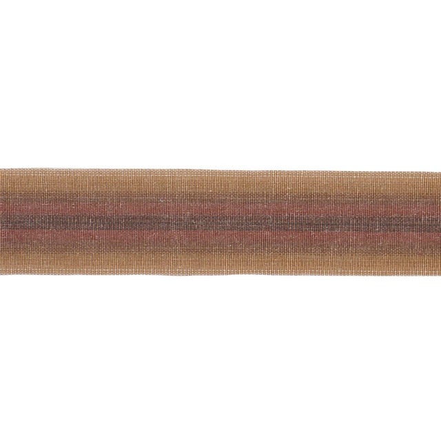 This cotton-linen faille tape has a lovely ribbed texture and unique ombré effect. At 2 inches wide, this narrow version...