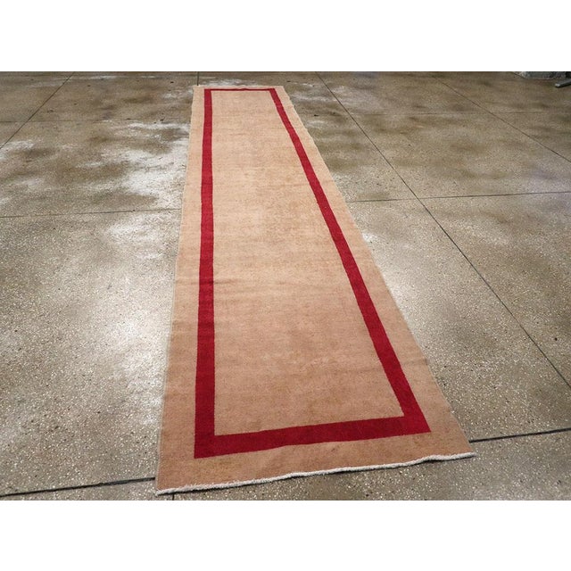 Camel Galerie Shabab Collection Mid-20th Century Turkish Anatolian Runner For Sale - Image 8 of 10