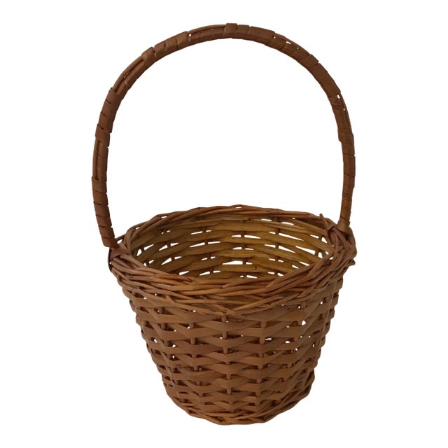 Vintage Small Wicker Handled Basket For Sale