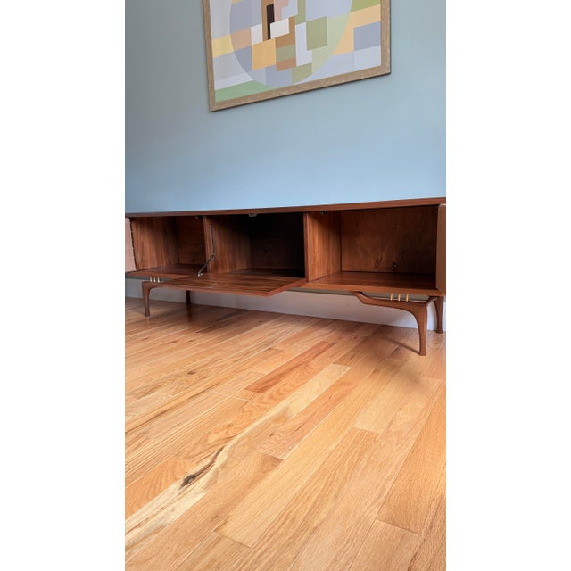 1950s Vintage MCM Atomic Stereo Console For Sale - Image 5 of 11