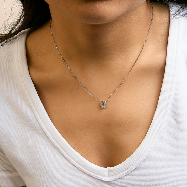 10K White Gold Diamond Accent "U" Initial Bubble Pendant Necklace For Sale - Image 4 of 5