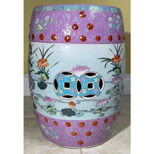 Vintage 1960s Mid-Century Chinese Famille Rose Pink Ceramic Garden Stool For Sale In Miami - Image 6 of 11