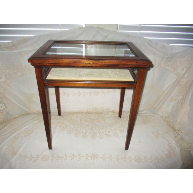 This is a Gorgeous! Vintage Signed Brandt Furniture Company from their Brighton Court Line Federal Style Mahogany Curio...