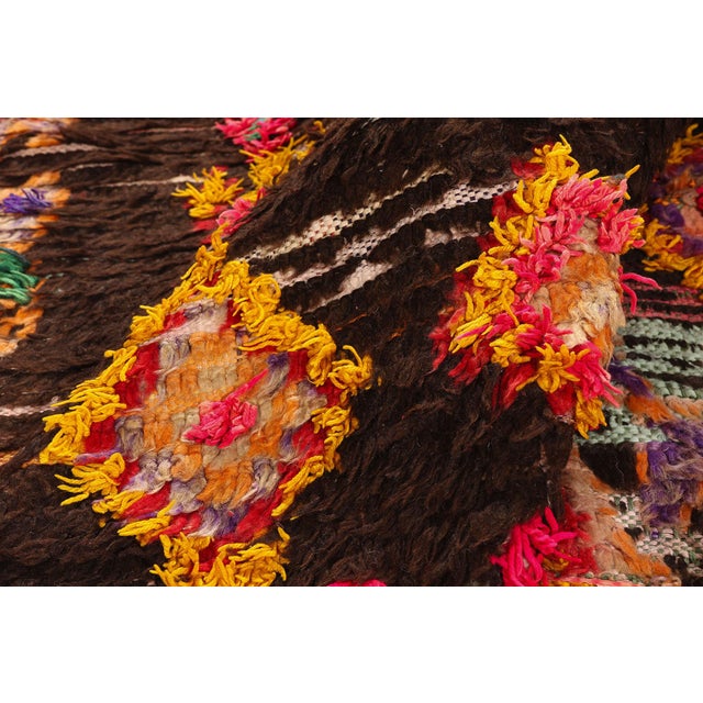 Vintage Azilal Moroccan Rug, 05'07 X 09'10 For Sale In Dallas - Image 6 of 10
