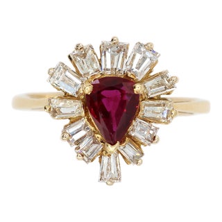 18k(750) Yellow Gold Natural Diamond Ballerina Ruby Ring, Size 6.5 For Sale