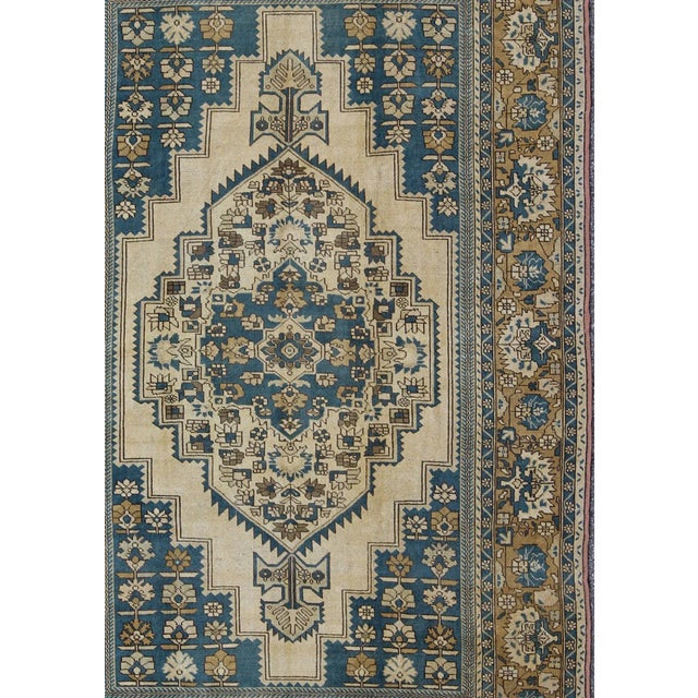 Turkish Vintage Rug With Geometric Design in Blue, Gold and Cream Colors. Keivan Woven Arts/ rug/EN-94362. Vintage Oushak,...