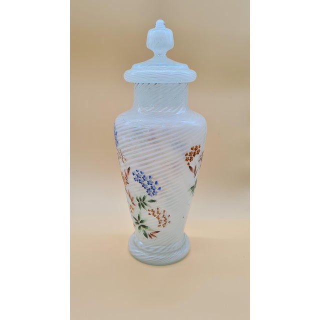 White Murano Glass Vase, Reticello,, Italy, 1960s. For Sale - Image 10 of 15