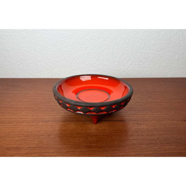 Brown Mid-Century Modern Danish Studio Pottery Orange Tripod Bowl from Frank Keramik, 1960s For Sale - Image 8 of 12