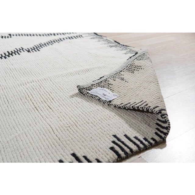 8x10 Ivory Hand-Knotted Wool Open Diamond Motif Tribal Modern Carpet Rug For Sale In New York - Image 6 of 7