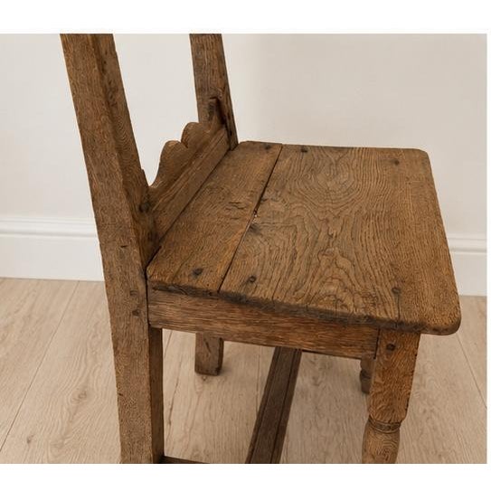 Found in Villeneuve-lès-Avignon, this 18th-century Lorraine chair has the kind of warmth and character that instantly...