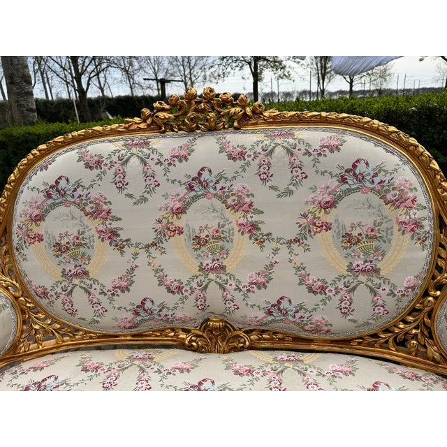 1970 French Louis XVI Gold Beech Damask Settee 1pc For Sale - Image 9 of 12