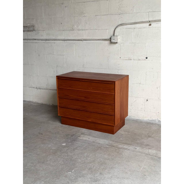 Mid Century Danish Teak Vanity Dresser by Westnofa Flip Top Mirror Chest For Sale - Image 12 of 12