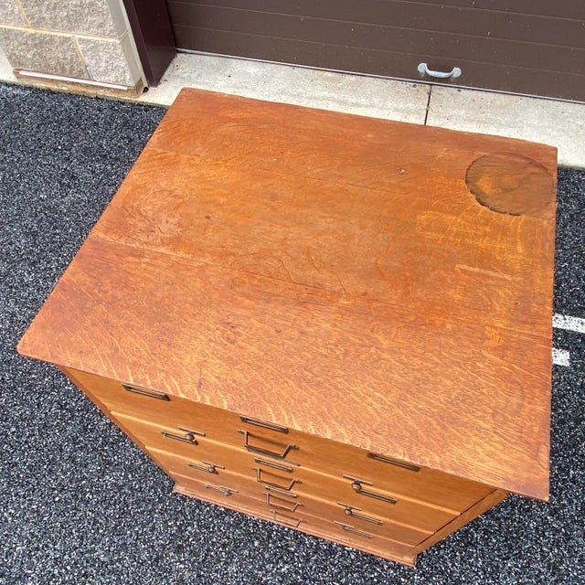 Mid 20th Century Library Bureau Sole Makers Oak Library Card Catalog Filing Cabinet For Sale - Image 5 of 13