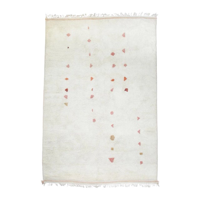 Natural White Moroccan Wool Rug With Beige, Rose, Indian Red, Eggplant & Dusty Rose Linear Dots - 6x9 Ft For Sale