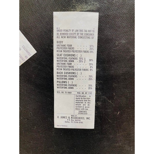 Pair of Lounge Chairs Made in the United States by R. Jones & Associates For Sale - Image 12 of 12