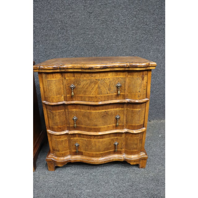 Pair of Trouvailles Burl Walnut French Nightstands For Sale - Image 11 of 13