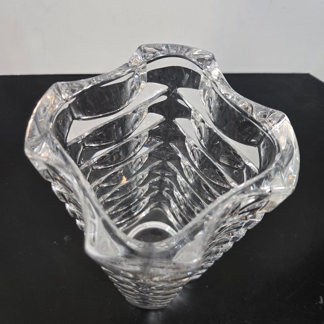 Cubist Geometric Bubble Art Deco Style Glass Vase Unmarked 9.5x4.5 For Sale - Image 4 of 7