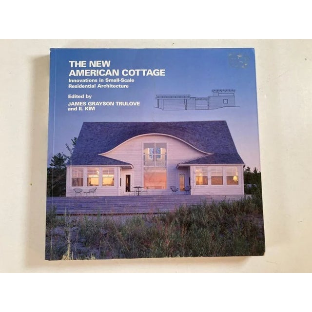 The new American cottage: Innovations in small-scale Residential Architecture (New American Architecture) Synopsis: Small-...