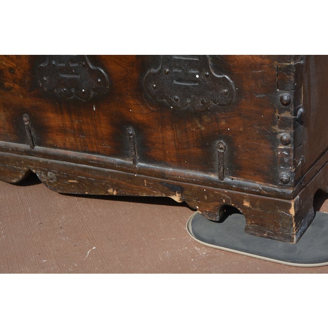 1930s Vintage Bandaji Korean Blanket Chest Box Wooden With Black Iron Hardware For Sale - Image 5 of 14