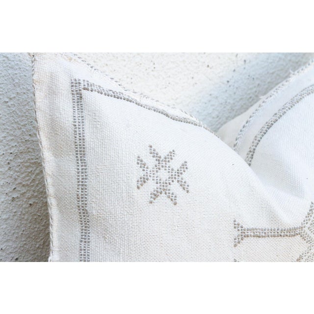 Moroccan Frost Star White Lumbar Moroccan Silk Pillow For Sale - Image 3 of 7