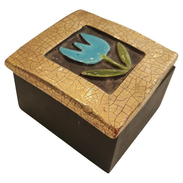 Little Ceramic Flower Box, 1967 For Sale - Image 4 of 4